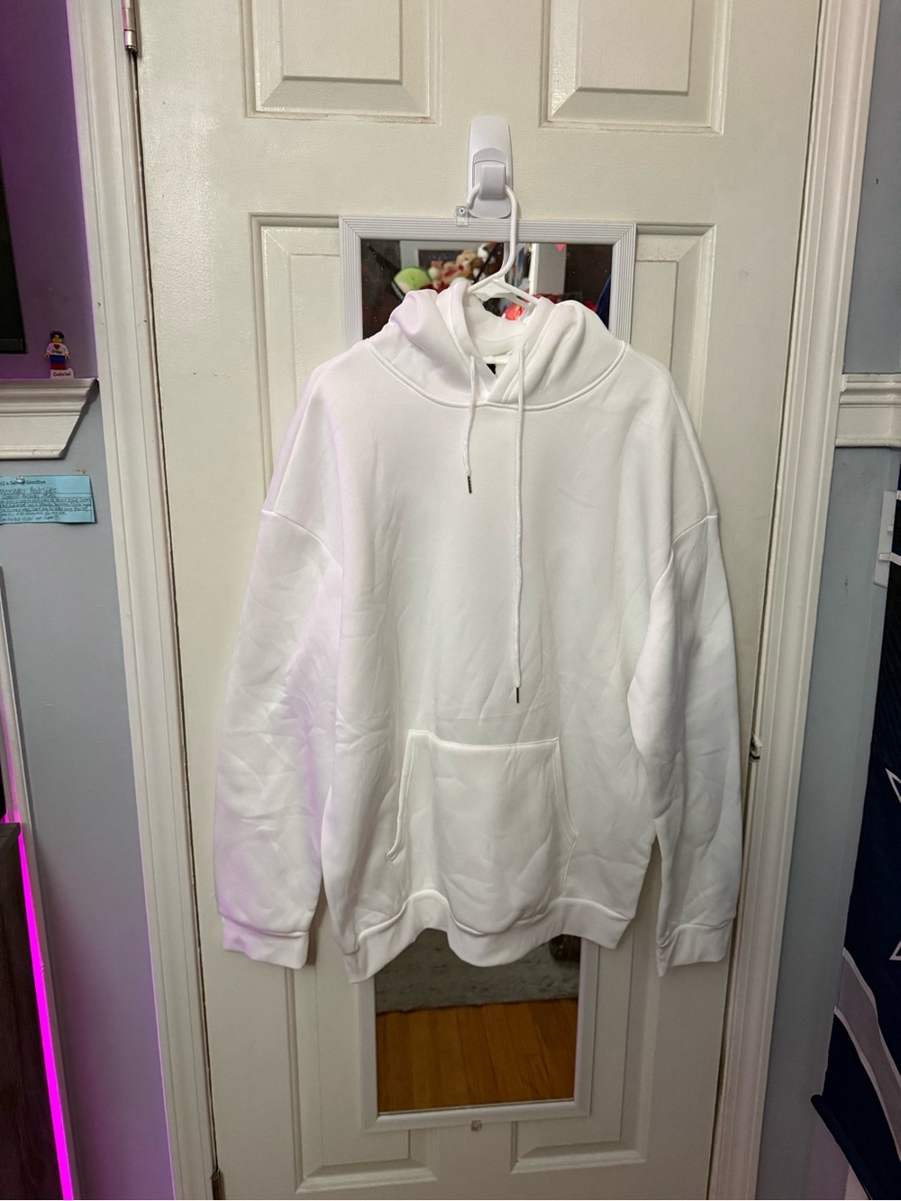 SHEIN White Pullover Hoodie